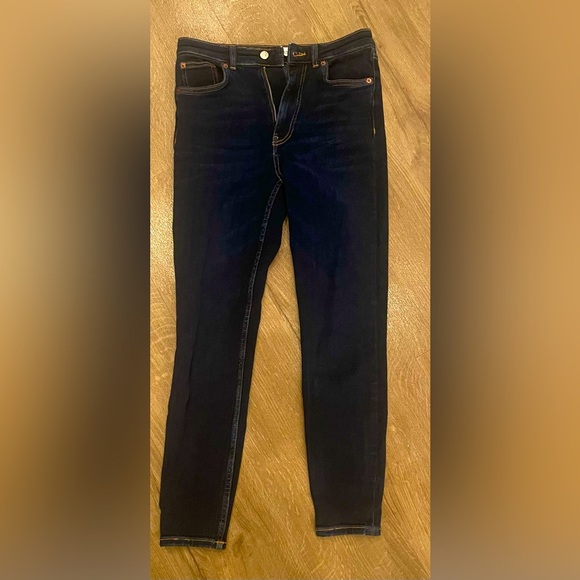 Zara Dark Wash Skinny Leg Jeans - Size 6 - Picture 3 of 5